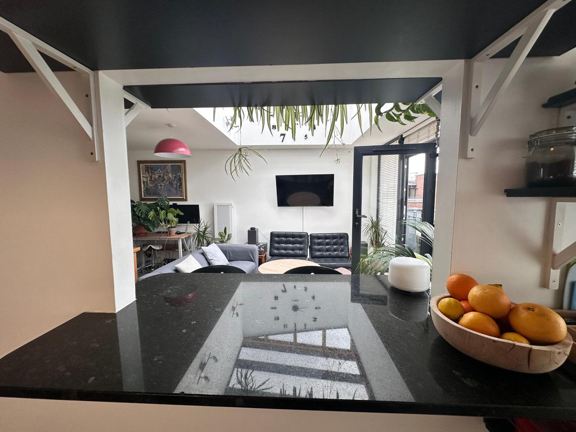Grand Canal Dock Homestay *