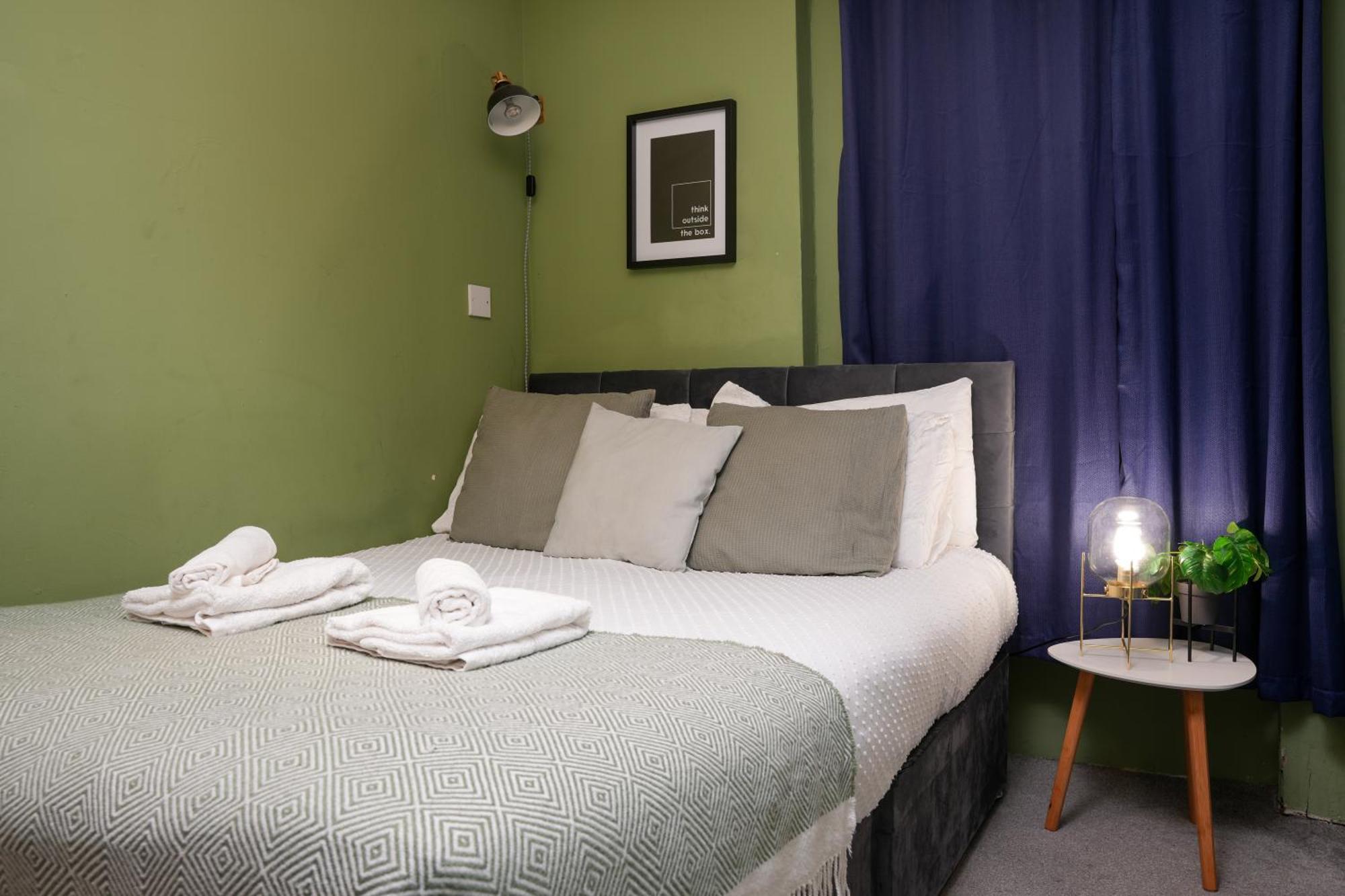 Service Apartment
