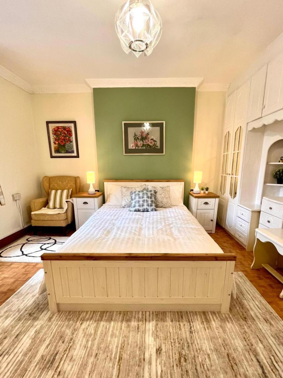 Guest house In House - 1-spacious Modern Duplex 2b2b Dublin