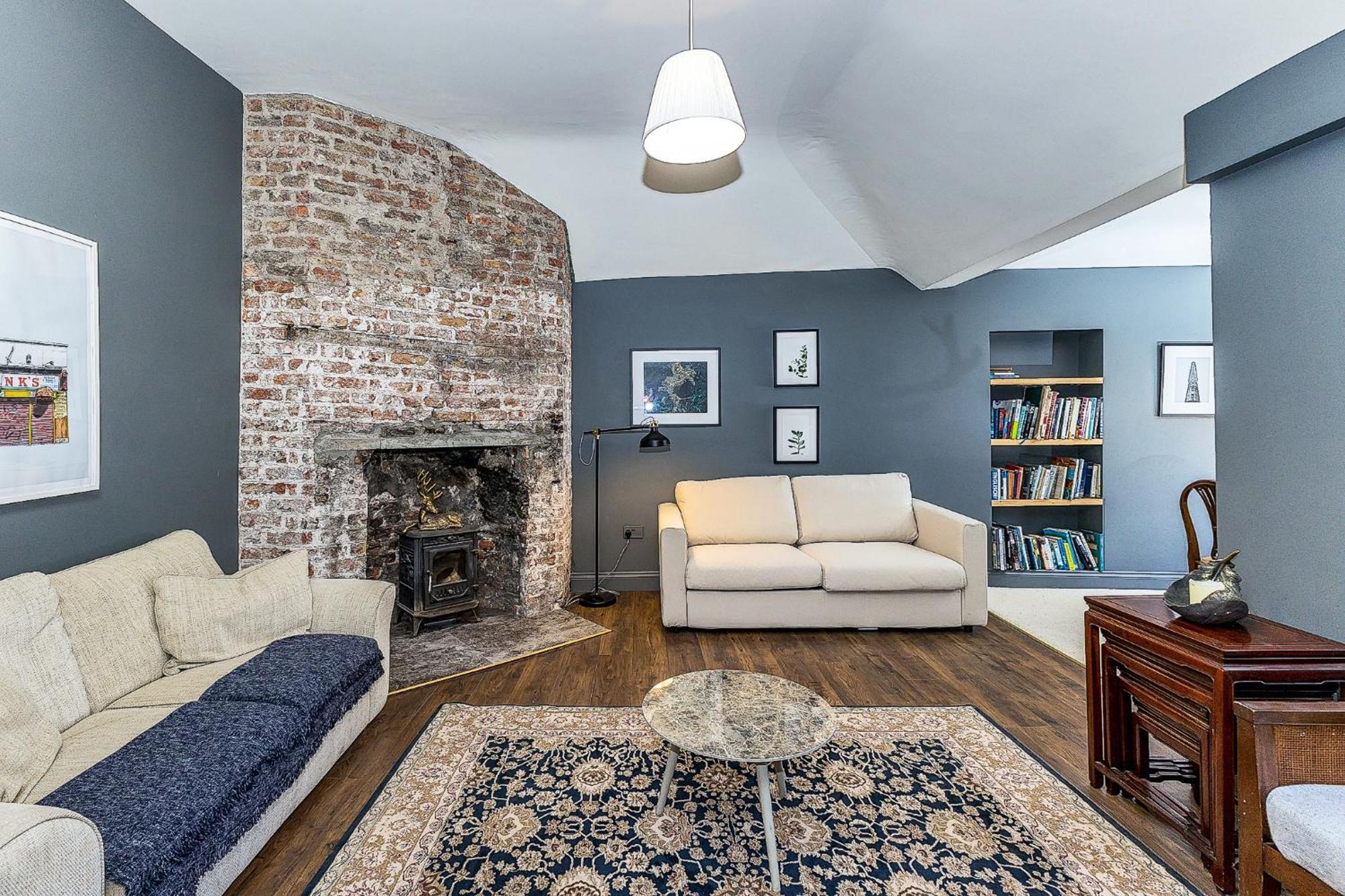 Ulster Apartment, 7 Henrietta Street, Centre Apartment