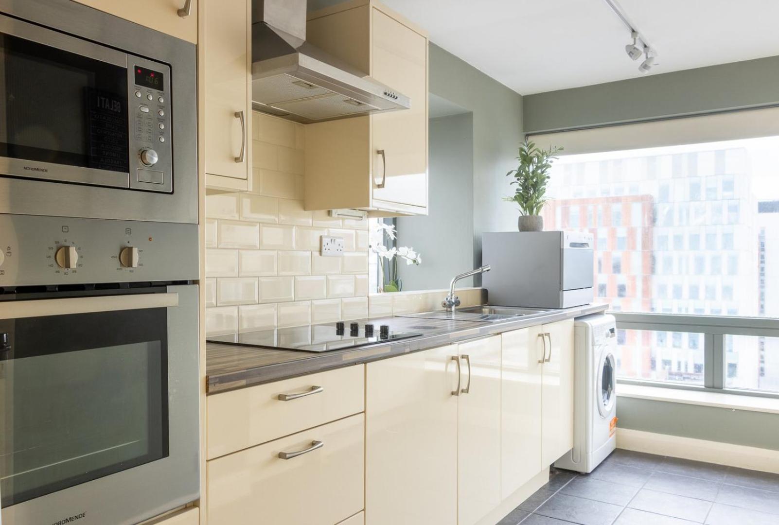 Guestready - Enchanting Views From Millenium Tower Dublin