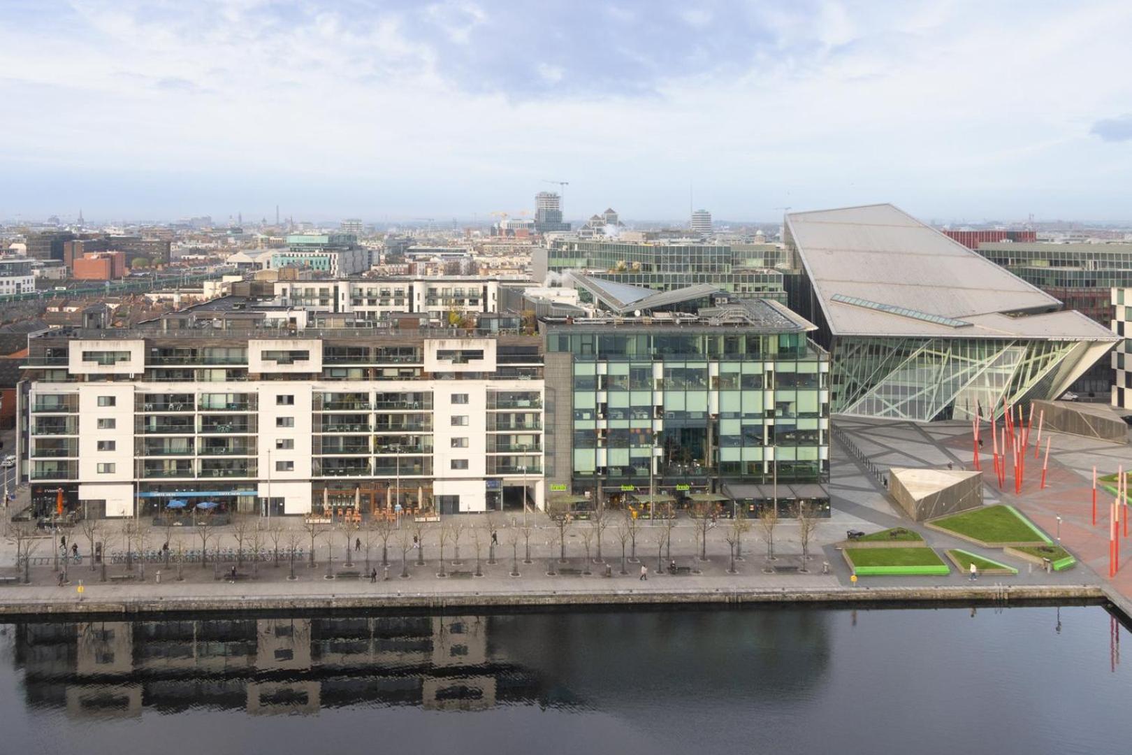 Guestready - Enchanting Views From Millenium Tower