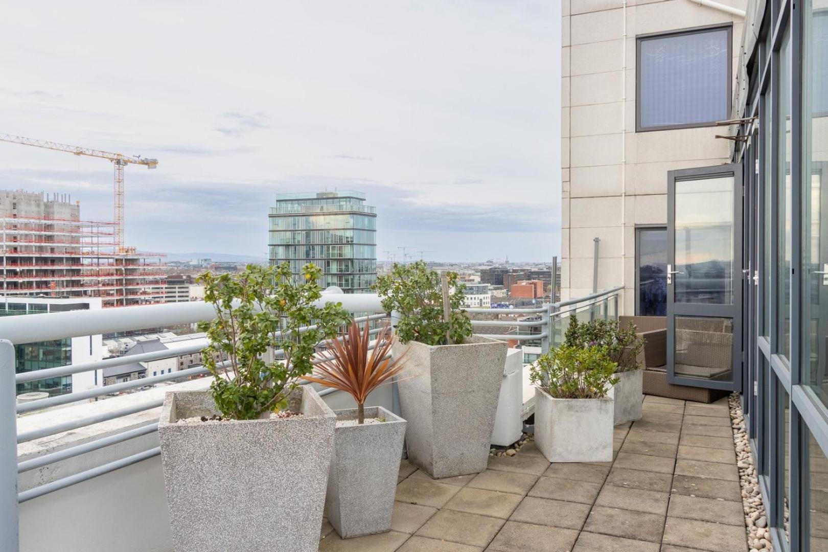 Guestready - Enchanting Views From Millenium Tower Dublin