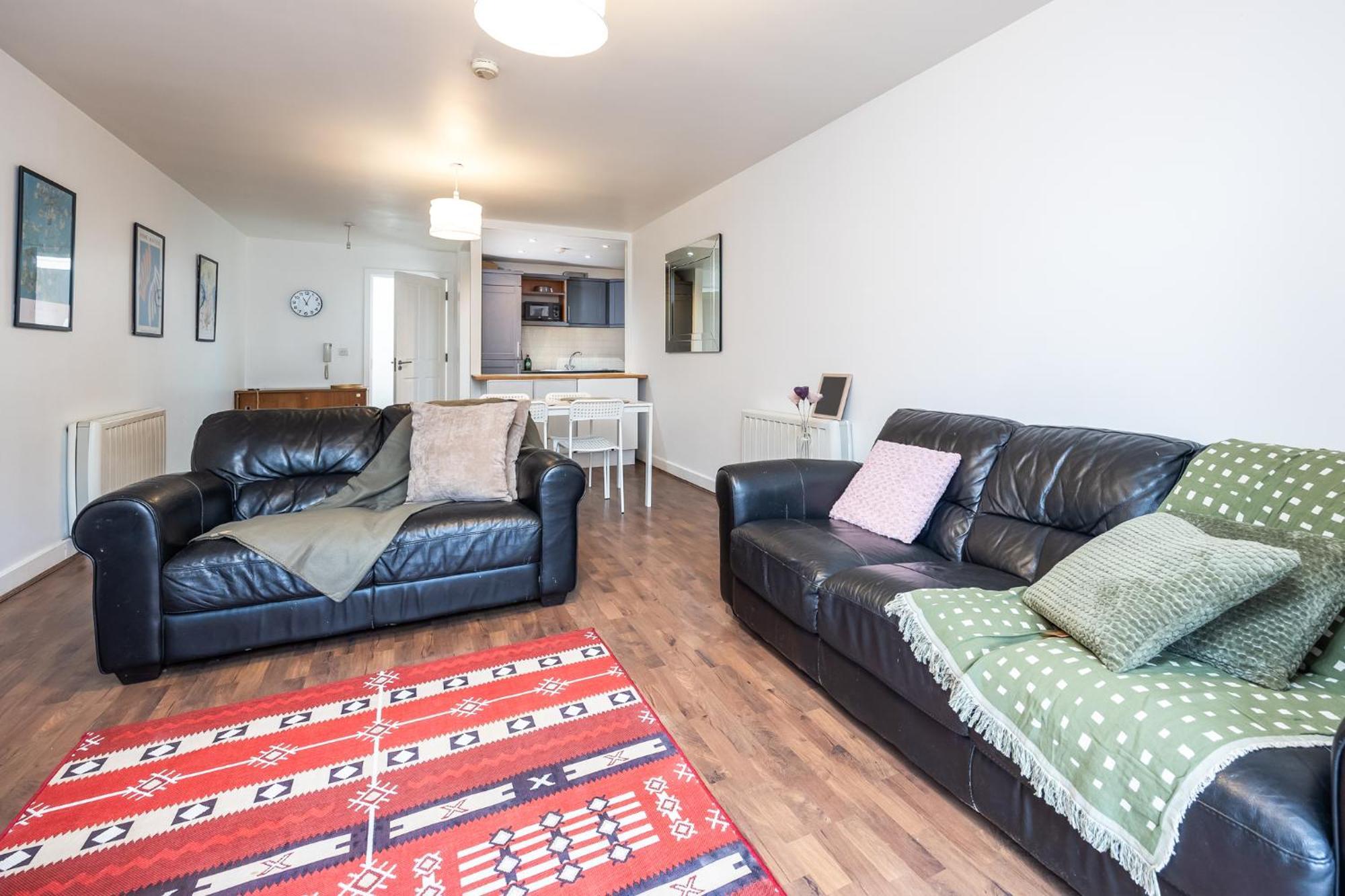 Contemporary 2br Flat In Dublin's Cultural Hub Apartment