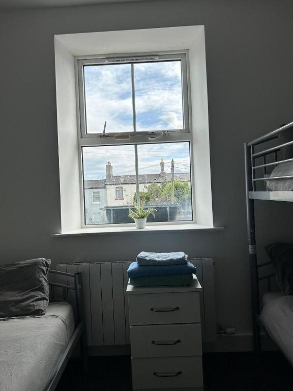 Sarsfield Guest house *