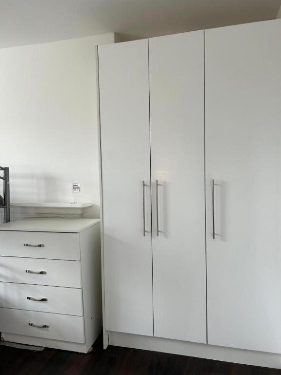 Sarsfield Guest house *