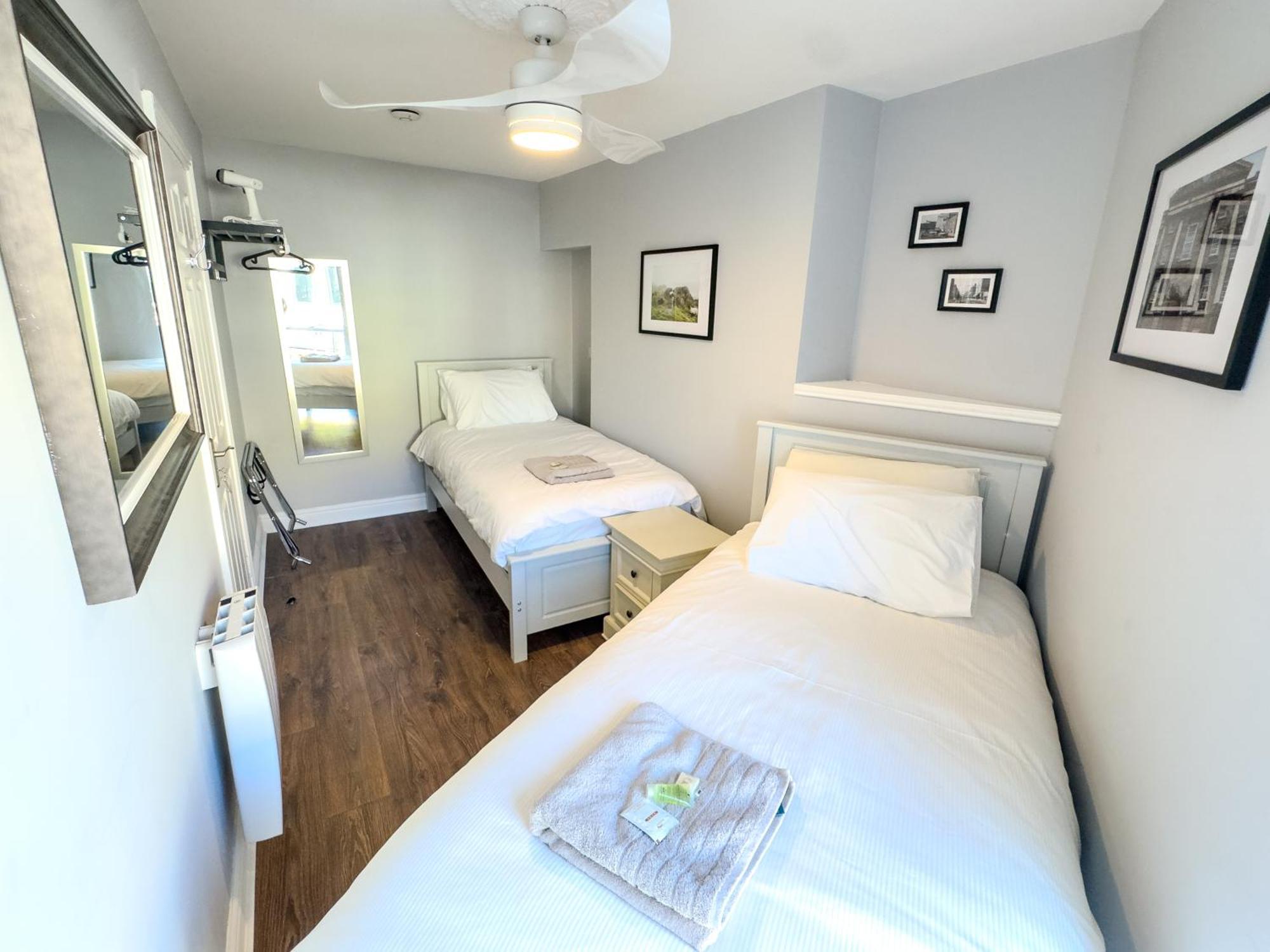 Molloys Apartment *