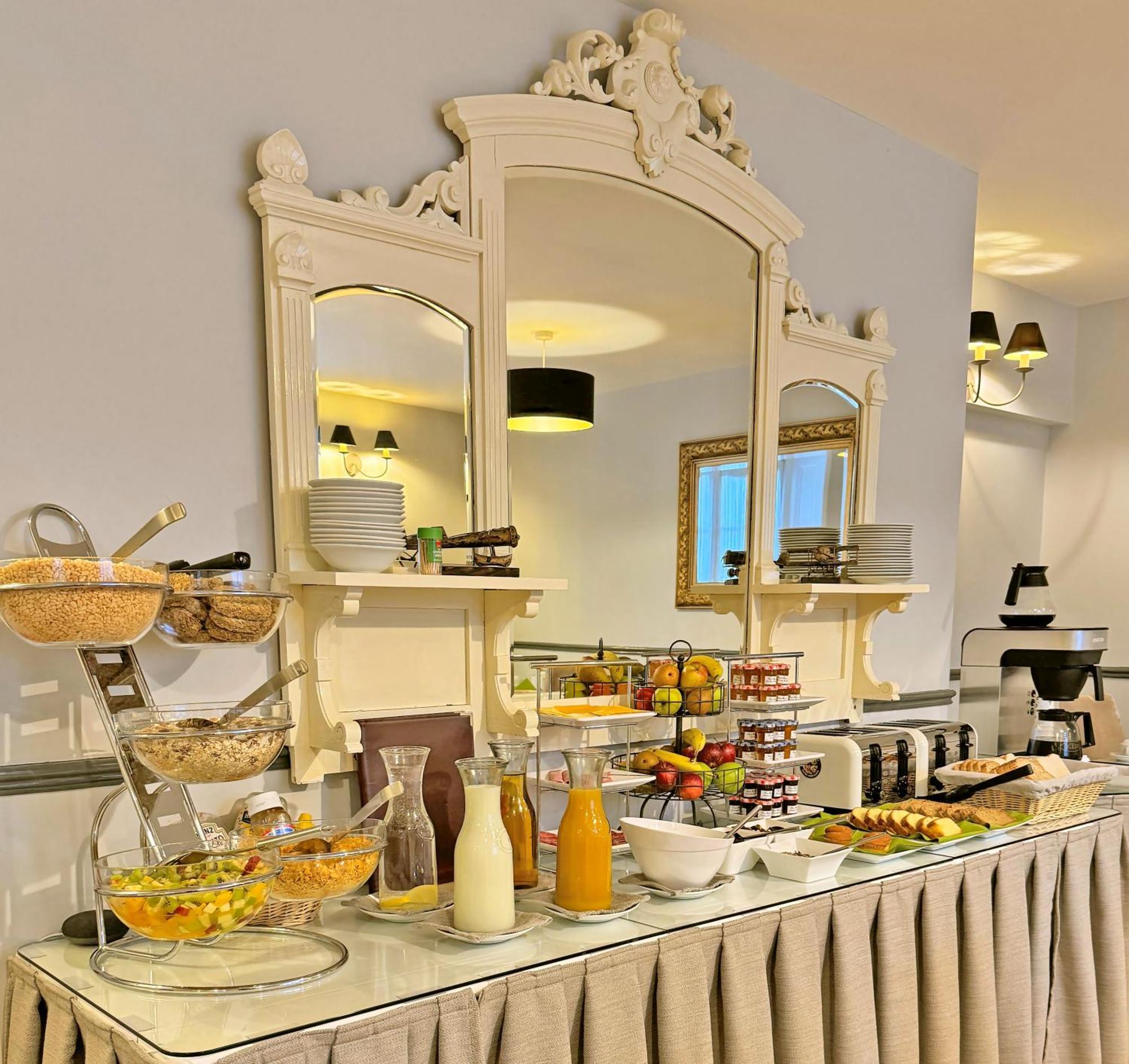 Morehampton Townhouse 3*