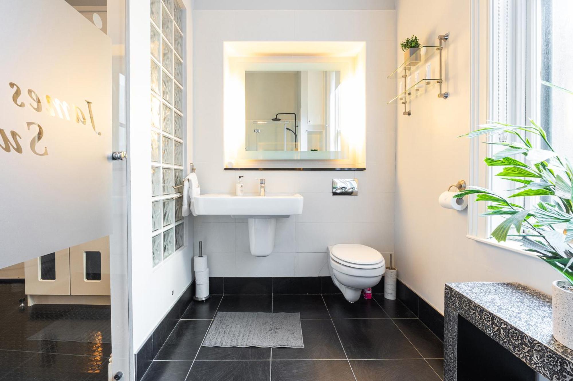 The Merchant House Guest house 5*