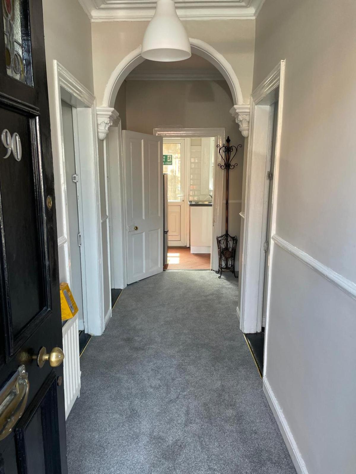 Superb Triple Room Near Croke Park - 4 Guest house Dublin
