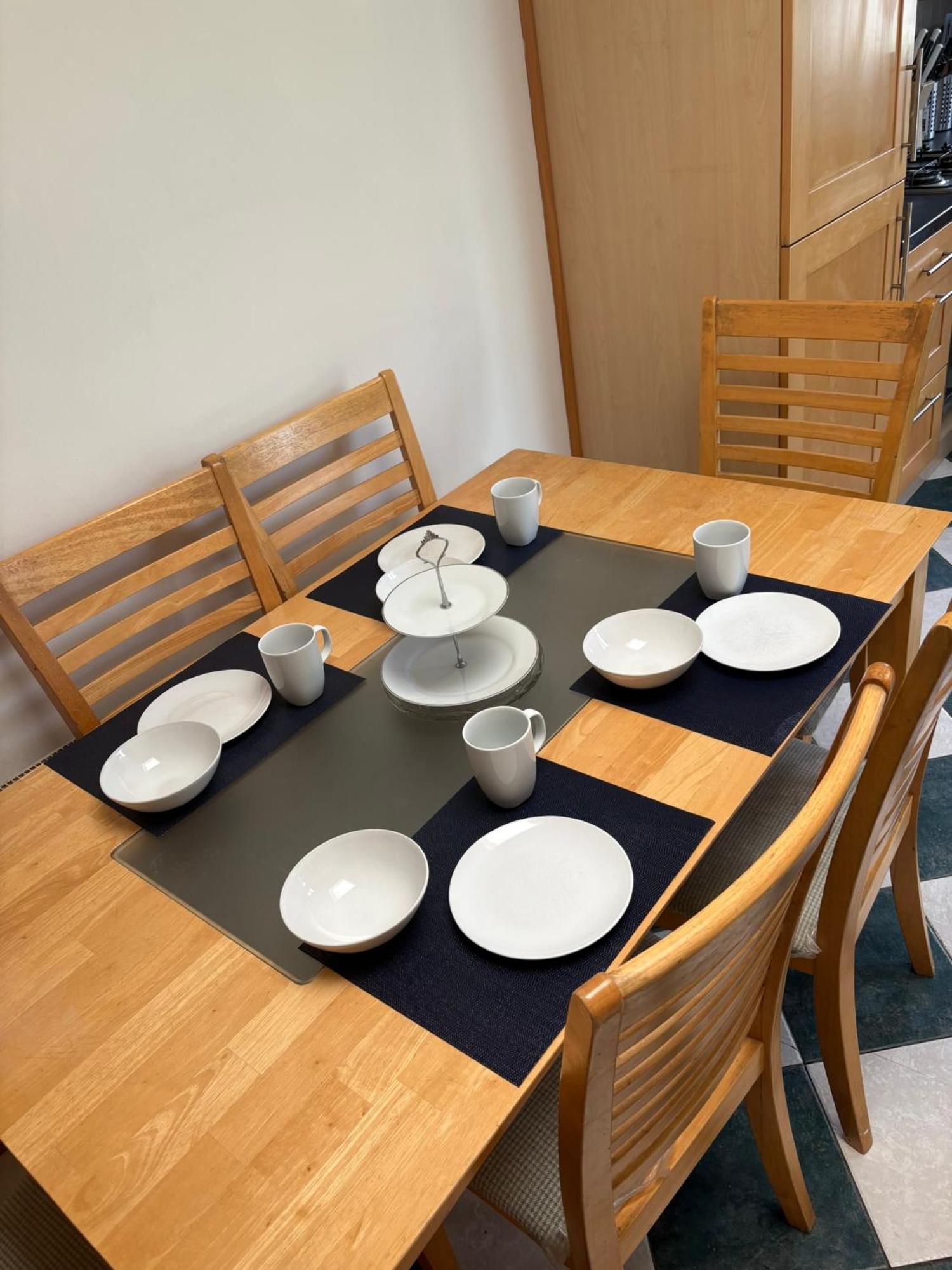 Superb Double Near Airport - 3 Guest house