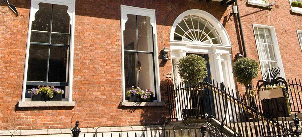 Townhouse On The 4* Dublin