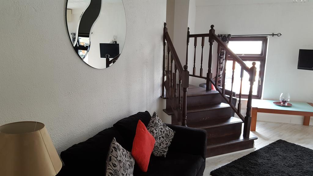 Apartment Malahide Road Flat *