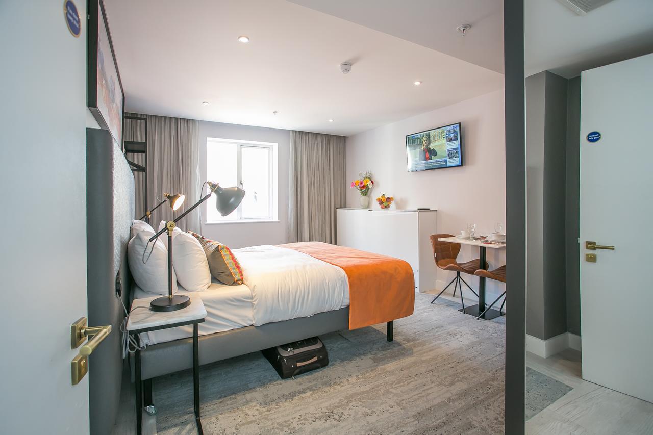 Grafton Street By Break 4*