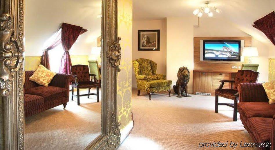 Clontarf Castle
