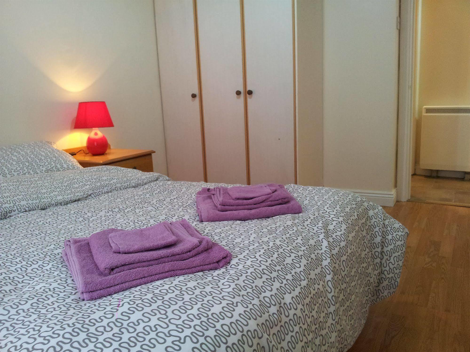 Custom Hall Holiday * Dublin