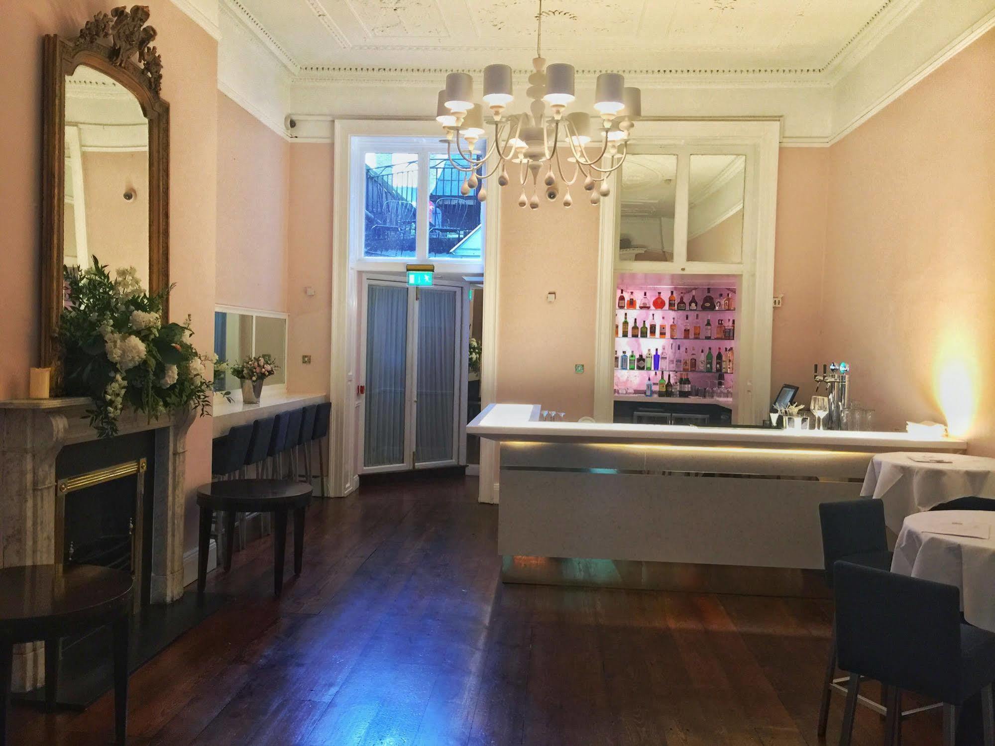 Hotel Townhouse On The Dublin
