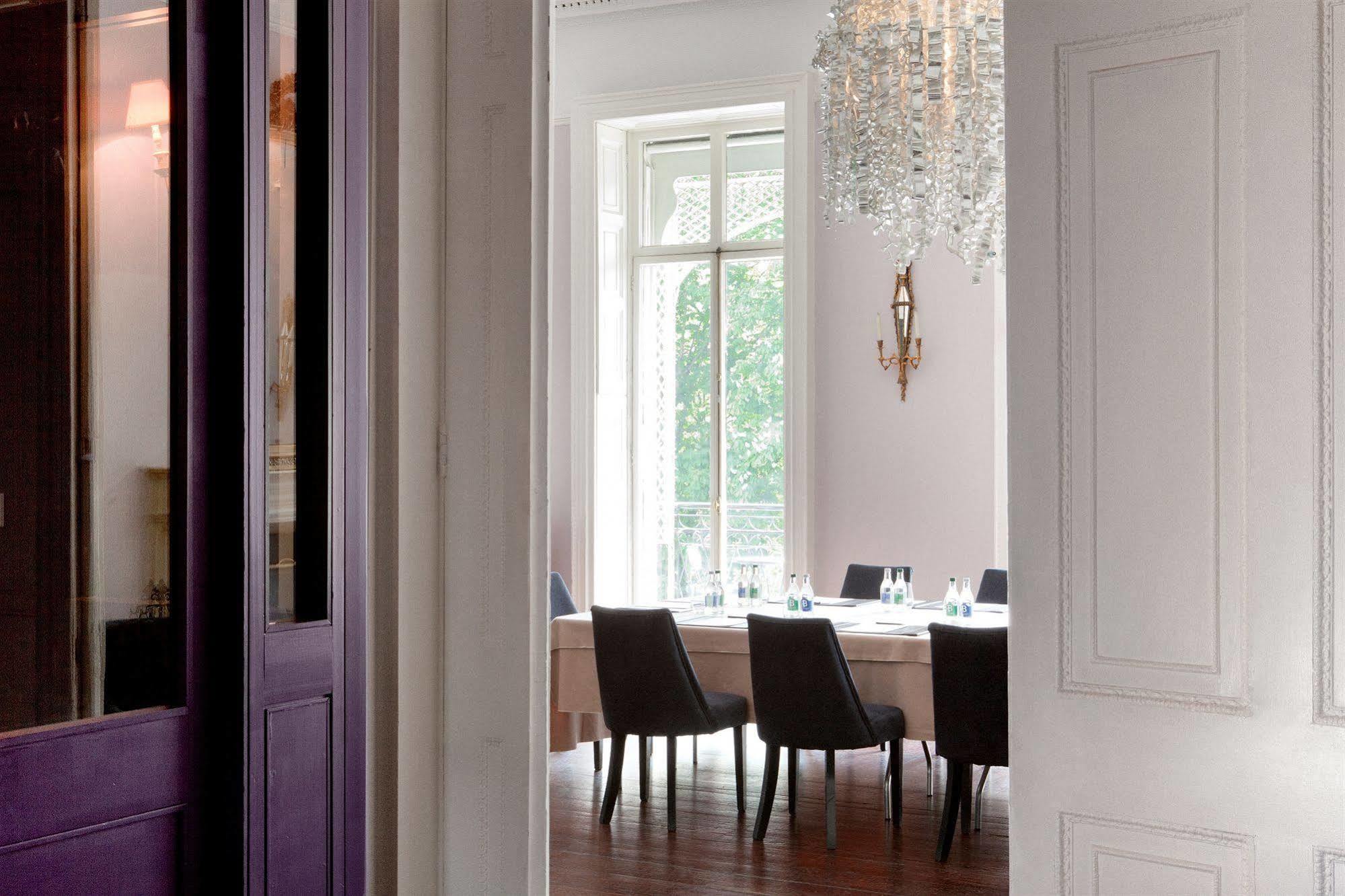 Townhouse On The Hotel 4*