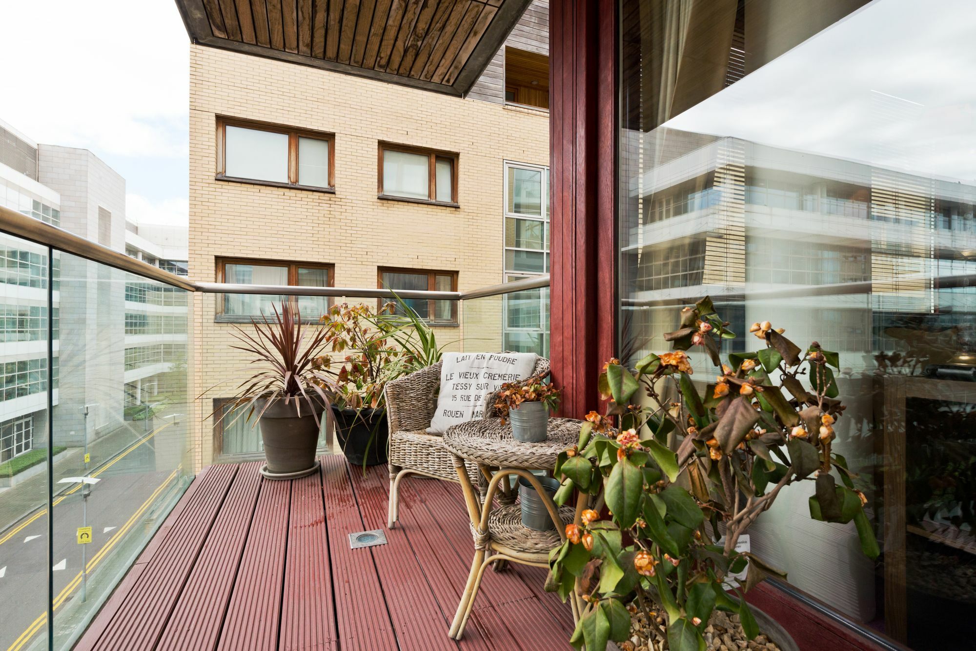 Birch At Clarion Quay Apartment