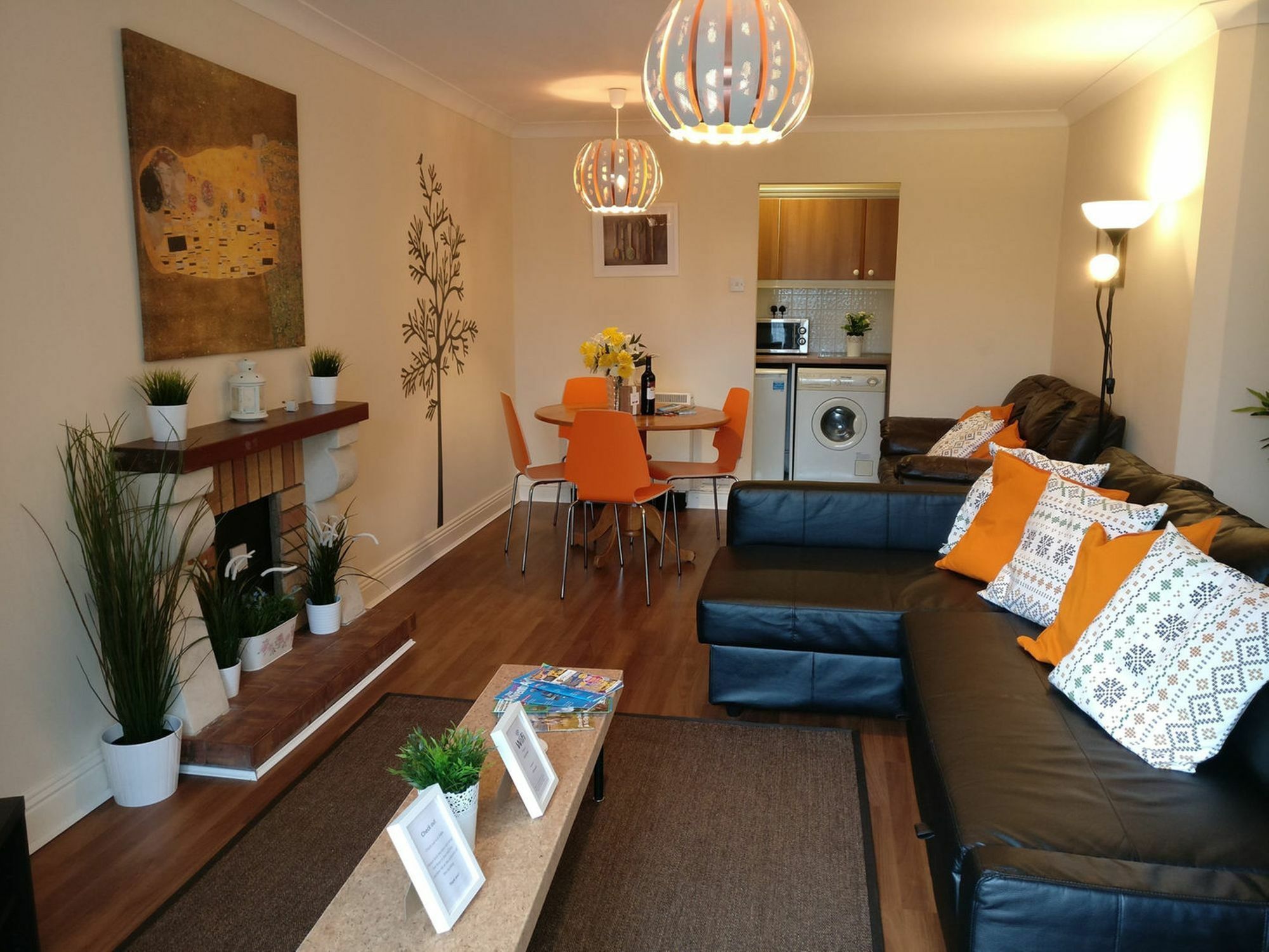 Metrostays - Jervis 66 *