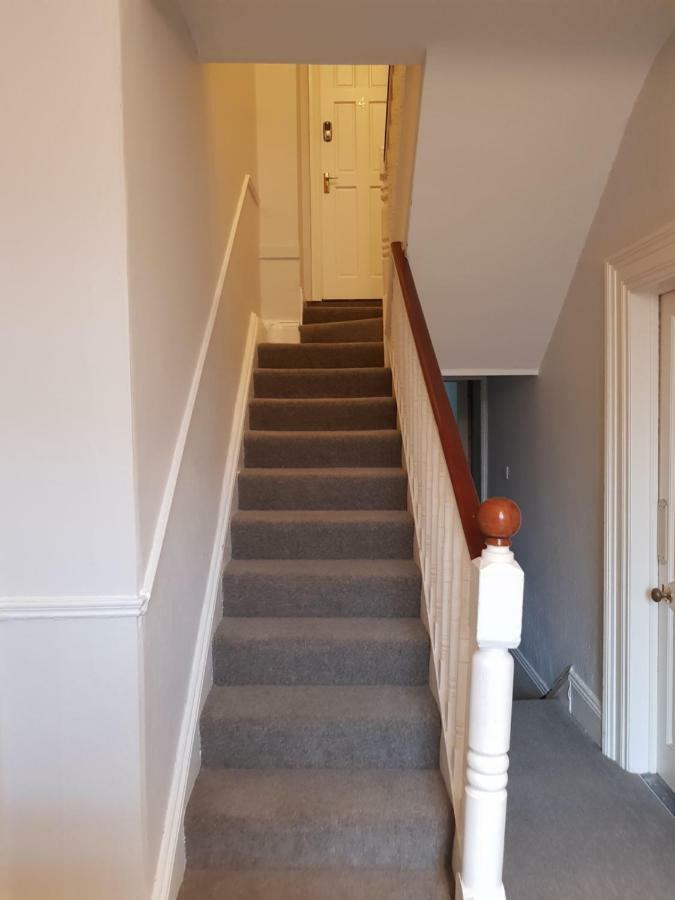 Guest house Sallymount Avenue House