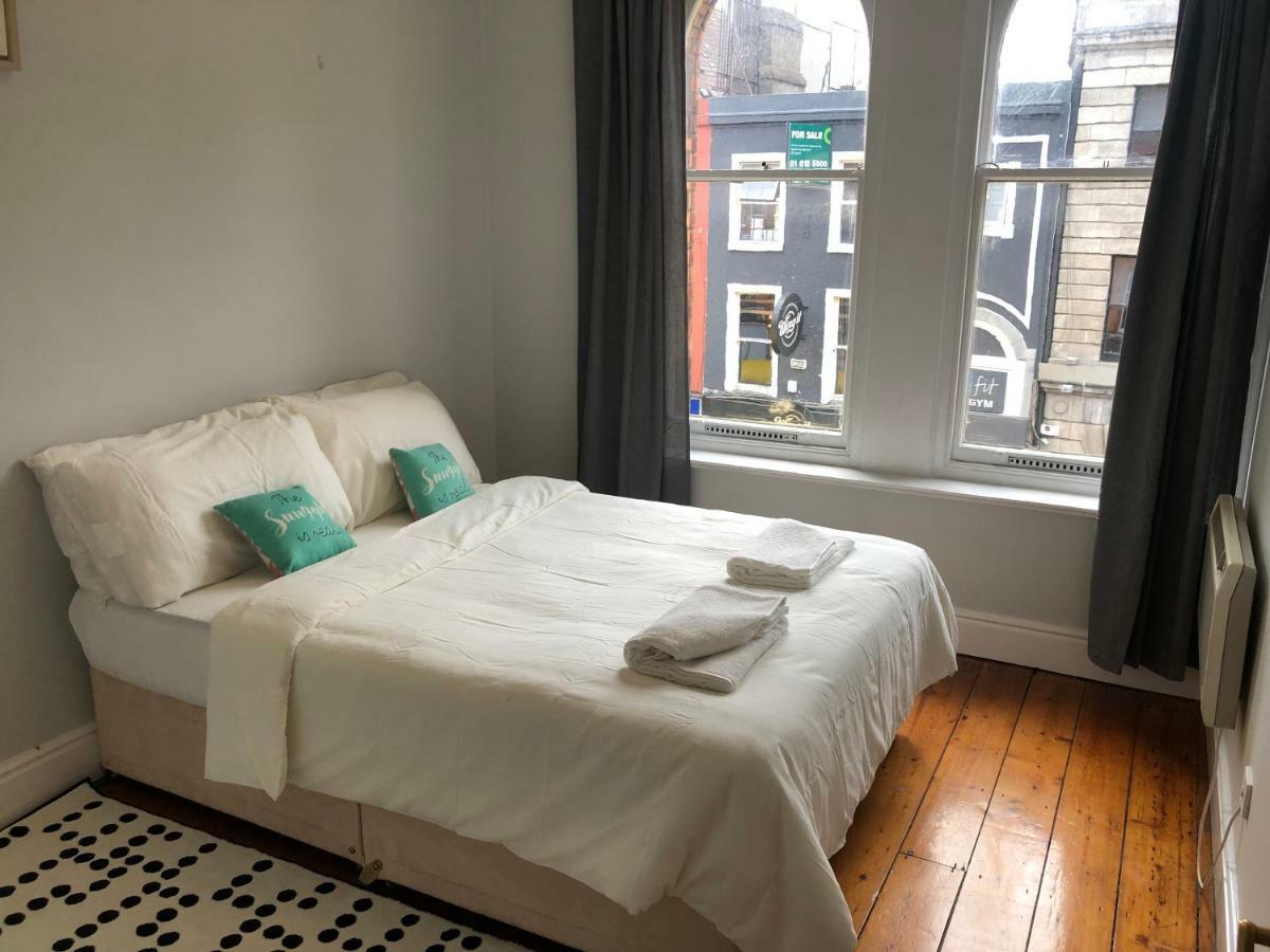 Georges St Apartment