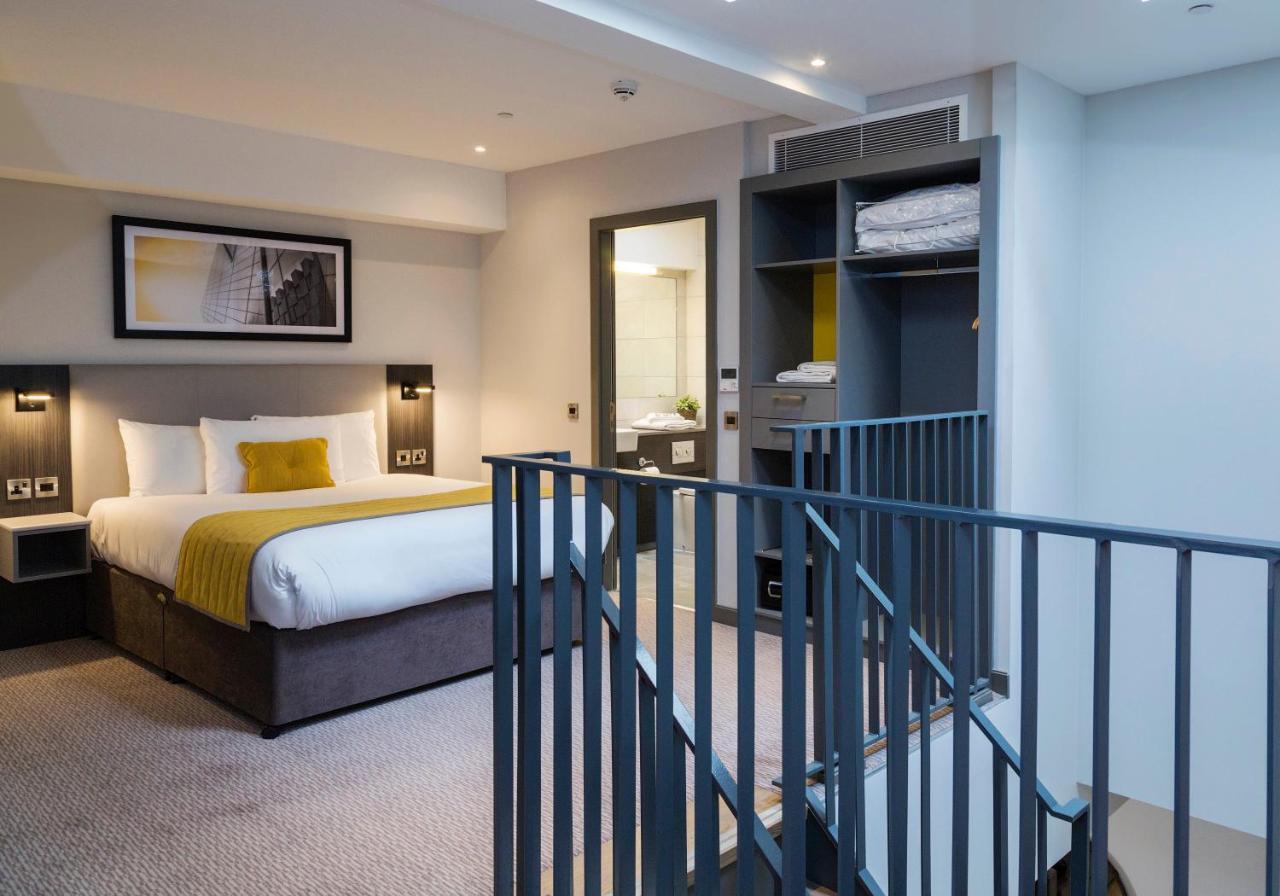 Maldron Pearse Street Hotel 4*