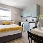 Private Cosy Studio - A1 Location
