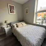 Private Cosy Studio - A1 Location