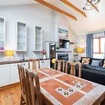Beautiful Cottage Central Location Fast Wifi N Tv