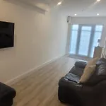 Poppintree Apartment,Dublin