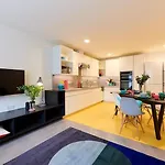 Cozy Lovely Private En-Suite Room