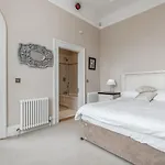 Award Winning, 2 Bedroom Apartment.10Mins To City