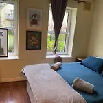 Comfy Apartment Near Dublin Airport With Free Parking