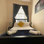 Central Dublin 1-Bedroom Retreat