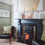 A Tranquil Retreat In Ranelagh