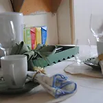 Cosy Flat Located On Town