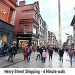 Henrietta Suites City Centre