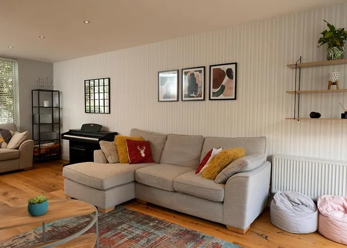 Guestready - Spacious 3Br House With Patio
