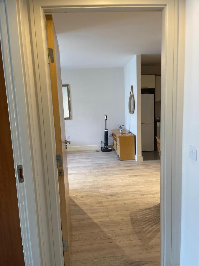 Greeg Court Apartment