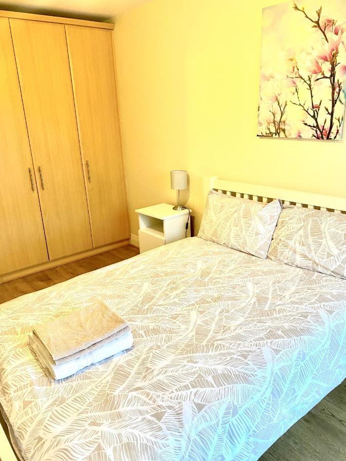 Lovely 2 Bedroom In Apartment