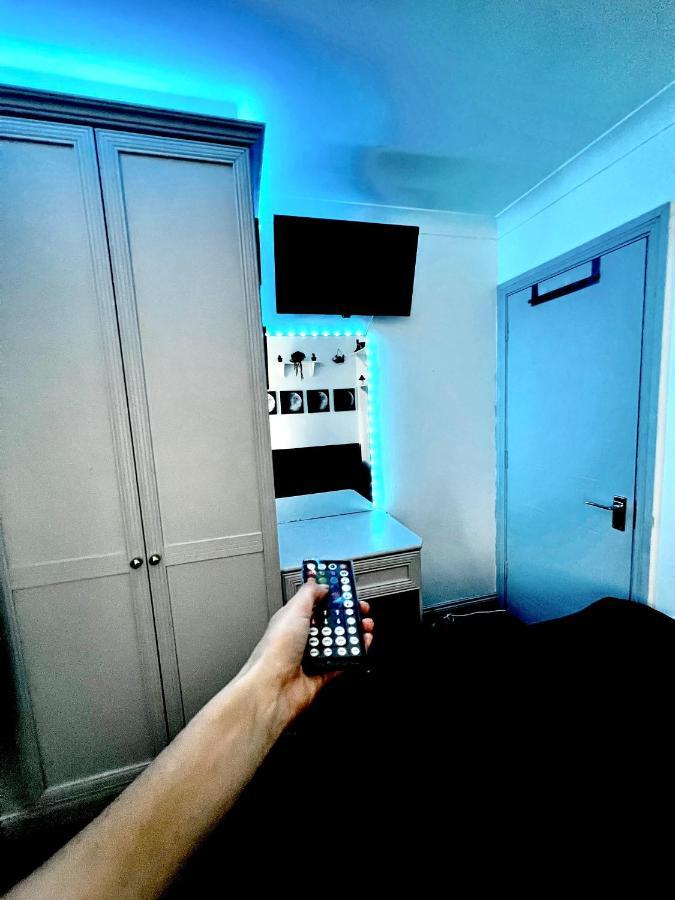 Custom House, 1 Room, 1 Homestay *