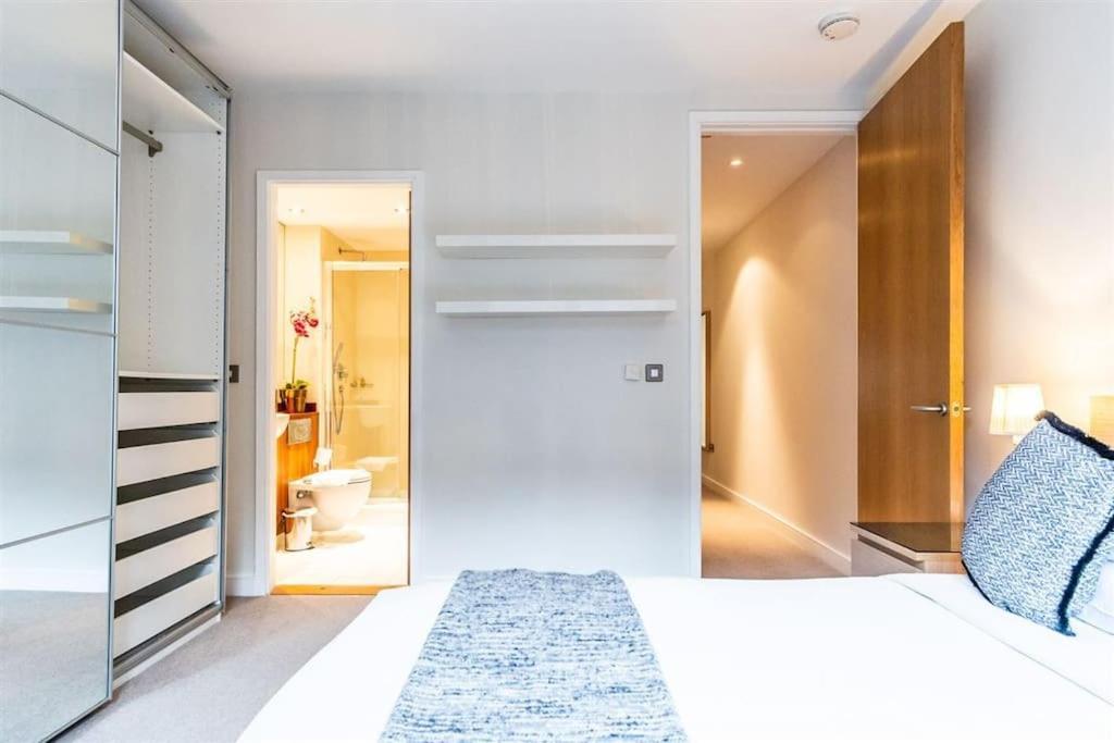 Apartment Grand Canal 2 Bedroom Flat