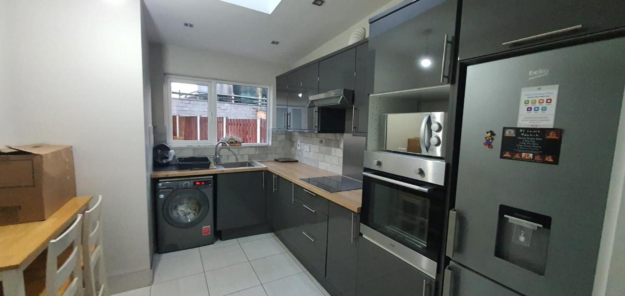 With Private Kitchen *