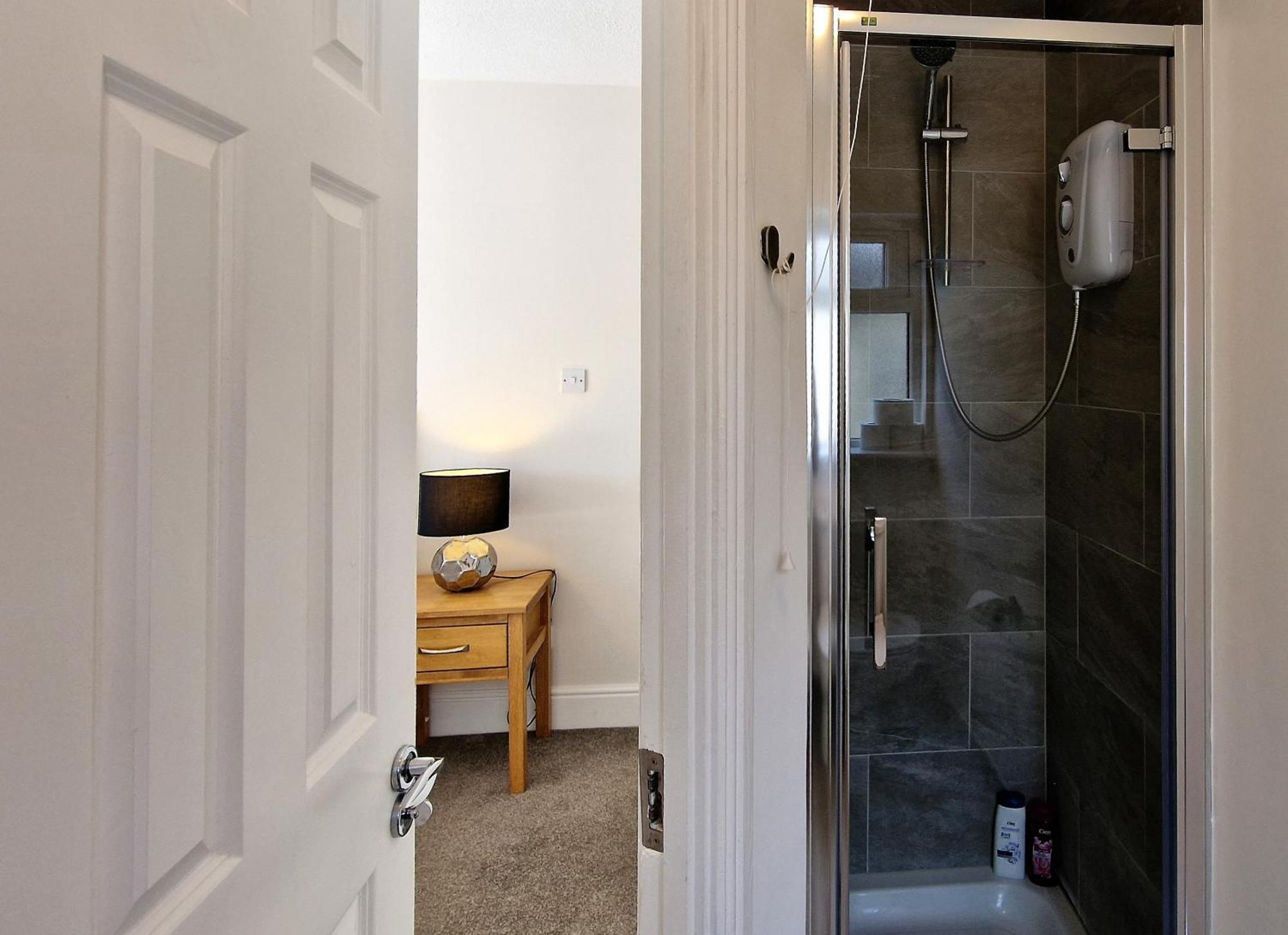 Holiday home 2 Minute Walk To Luas Dublin
