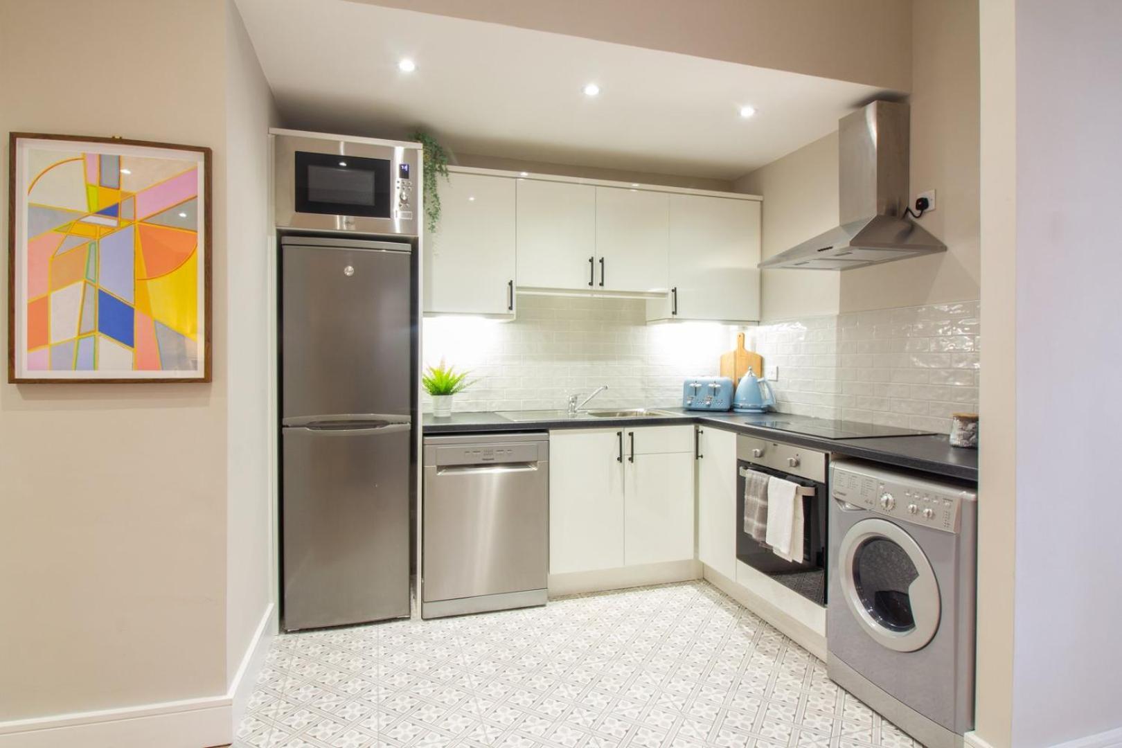 Guestready - Encantando O 2br No Newmarket Hall Apartment *