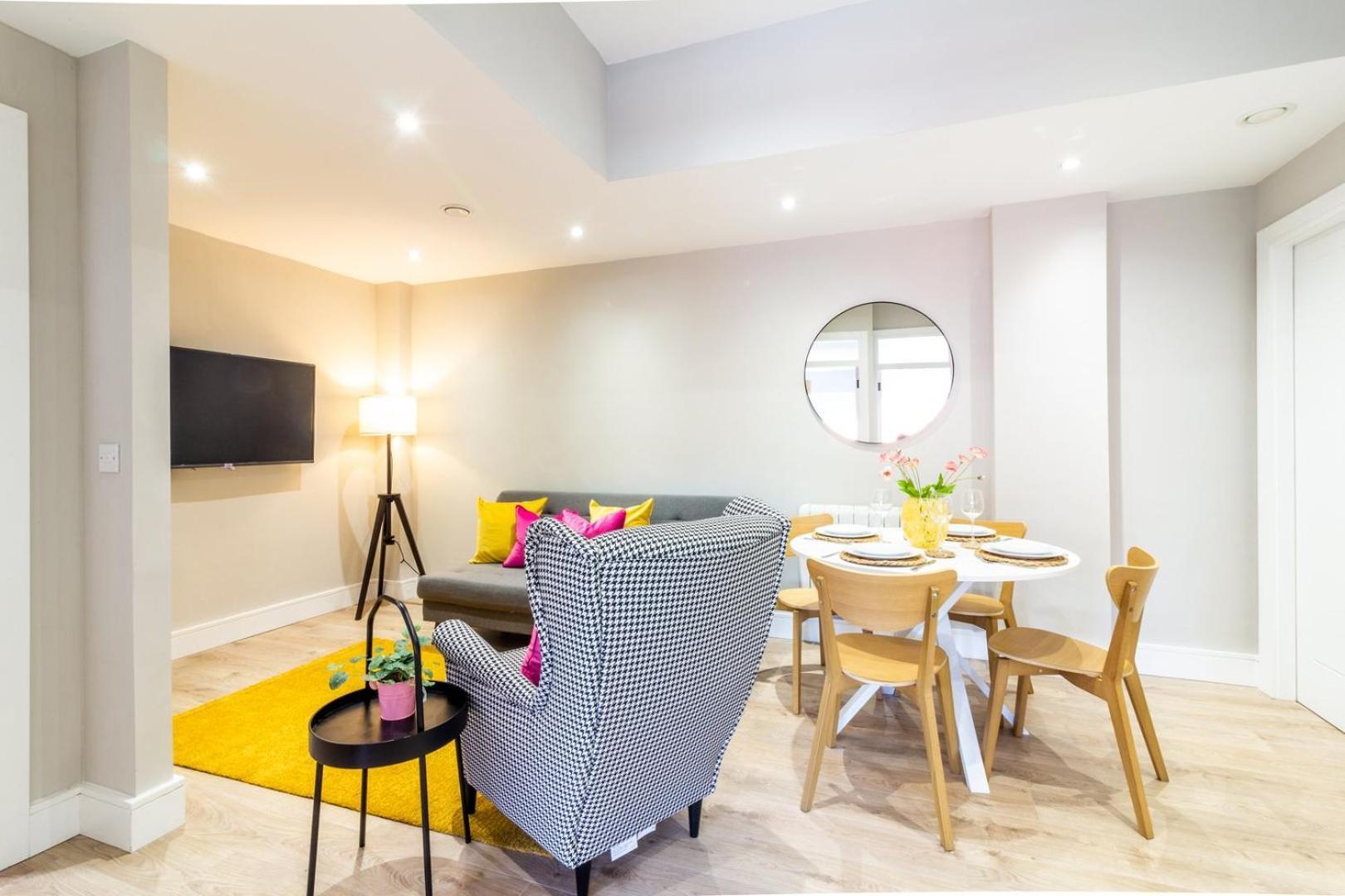 Guestready - Encantando O 2br No Newmarket Hall Apartment *