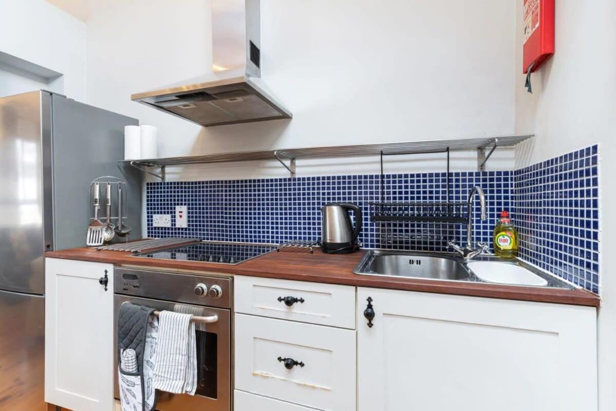Holiday home Beautiful Location Fast Wifi N Tv Dublin