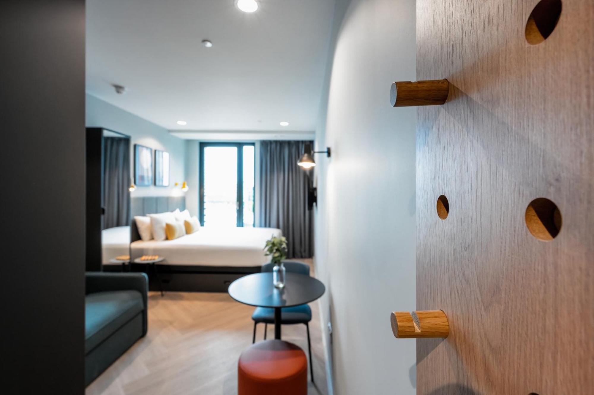 Aparthotel Staycity Quay 4*