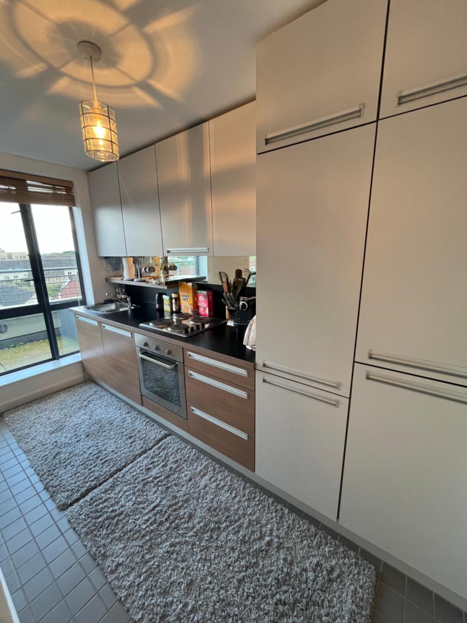 Homestay Luxurious Entire With Grand Living Space And Panoramic Balcony Views Dublin